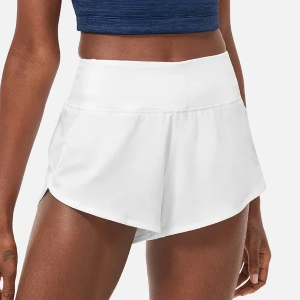 Outdoor Voices Hudson 2.5in White Shorts